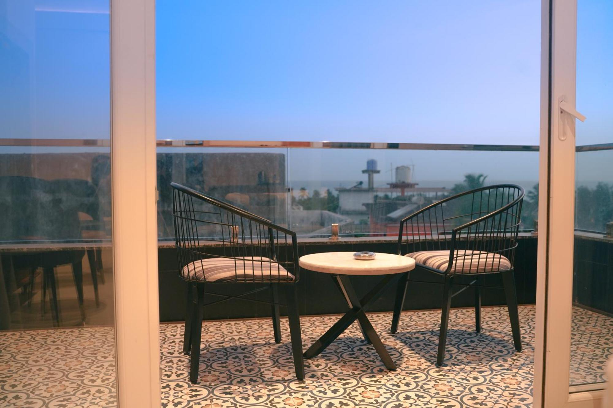 Ariena By Spree Hotels Goa Morjim Exterior photo